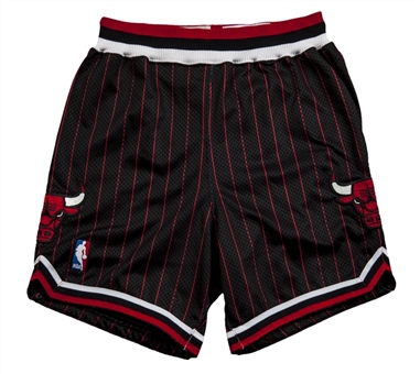 1995-96 Michael Jordan Game Used Chicago Bulls Road Black Shorts (Meza LOA)